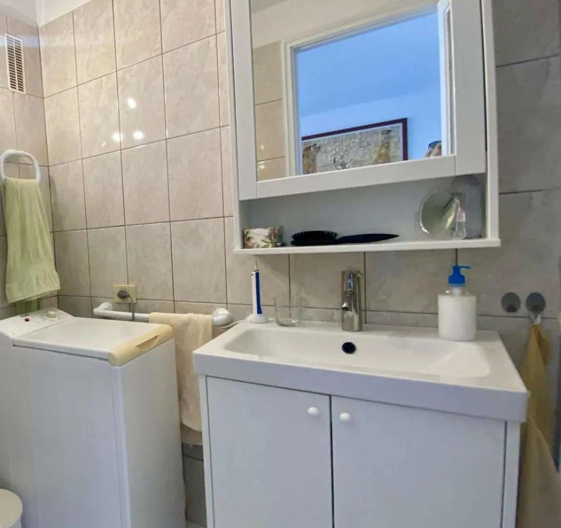 Casa Del Mar, Sunny Ocean View Appartement Right At The Beach! Los Llanos De Aridane Holiday home