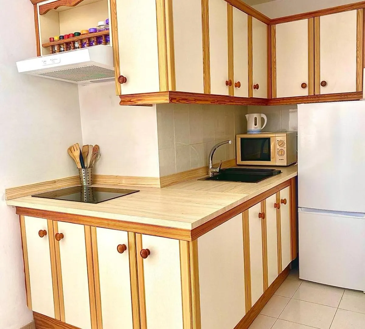 Holiday home Casa Del Mar, Sunny Ocean View Appartement Right At The Beach! Los Llanos De Aridane Spain