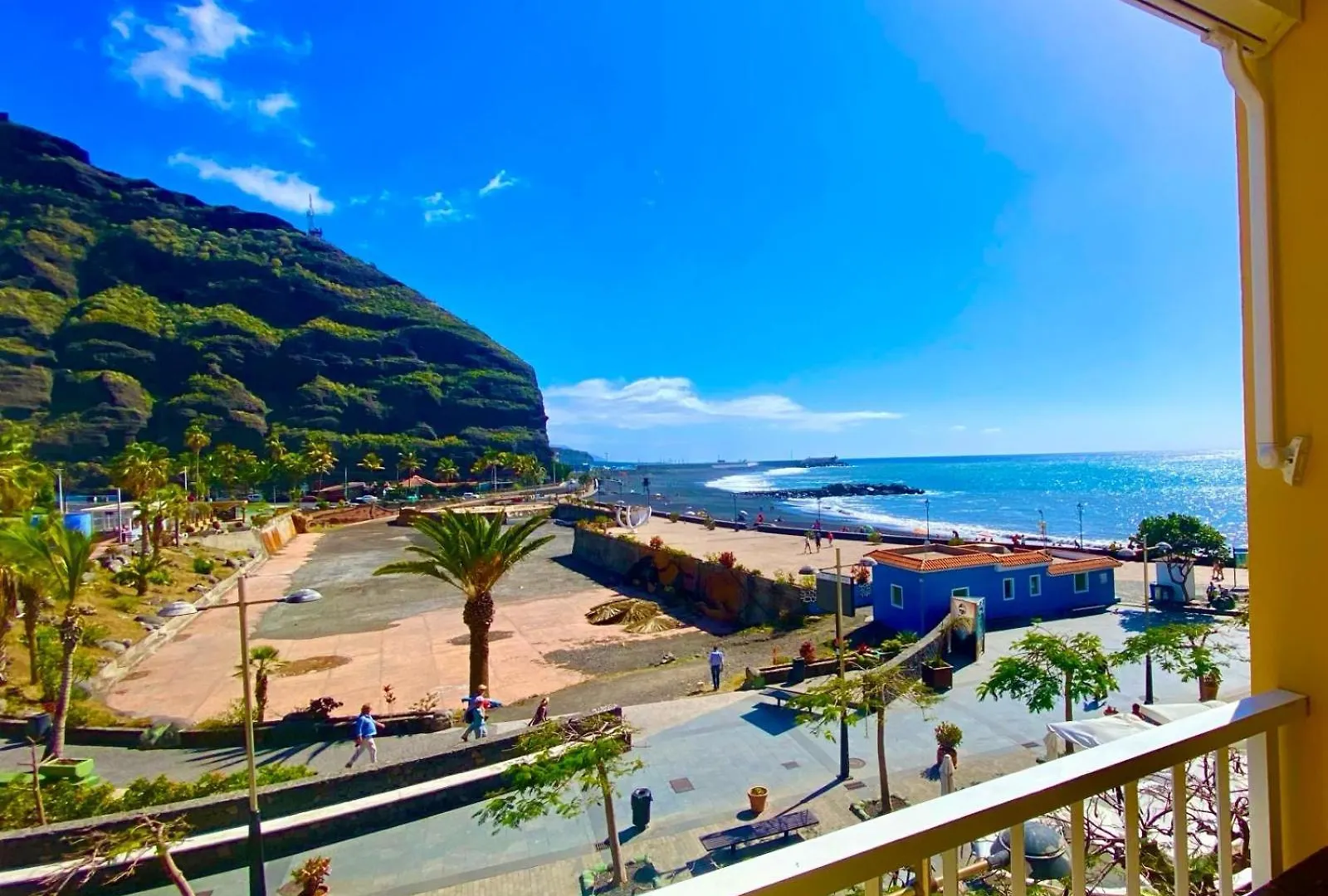 Holiday home Casa Del Mar, Sunny Ocean View Appartement Right At The Beach! Los Llanos De Aridane